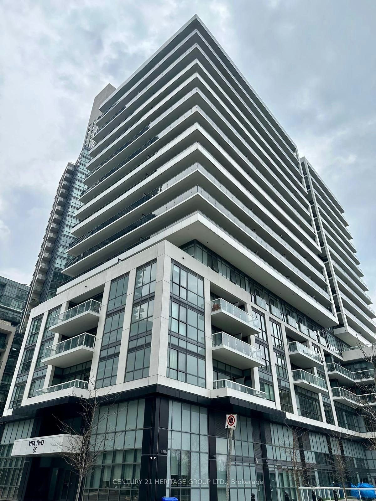 402-65 Annie Craig Drive, Toronto, ON, M8V 0G3