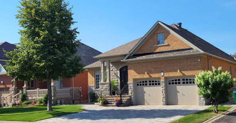 69 Huntspoint Drive, Brampton, ON, L6P 2G3