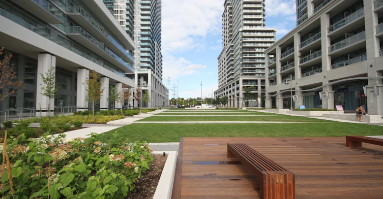 TH1-2212 Lake Shore Boulevard W, Toronto, ON, M8V 0C2 - 36