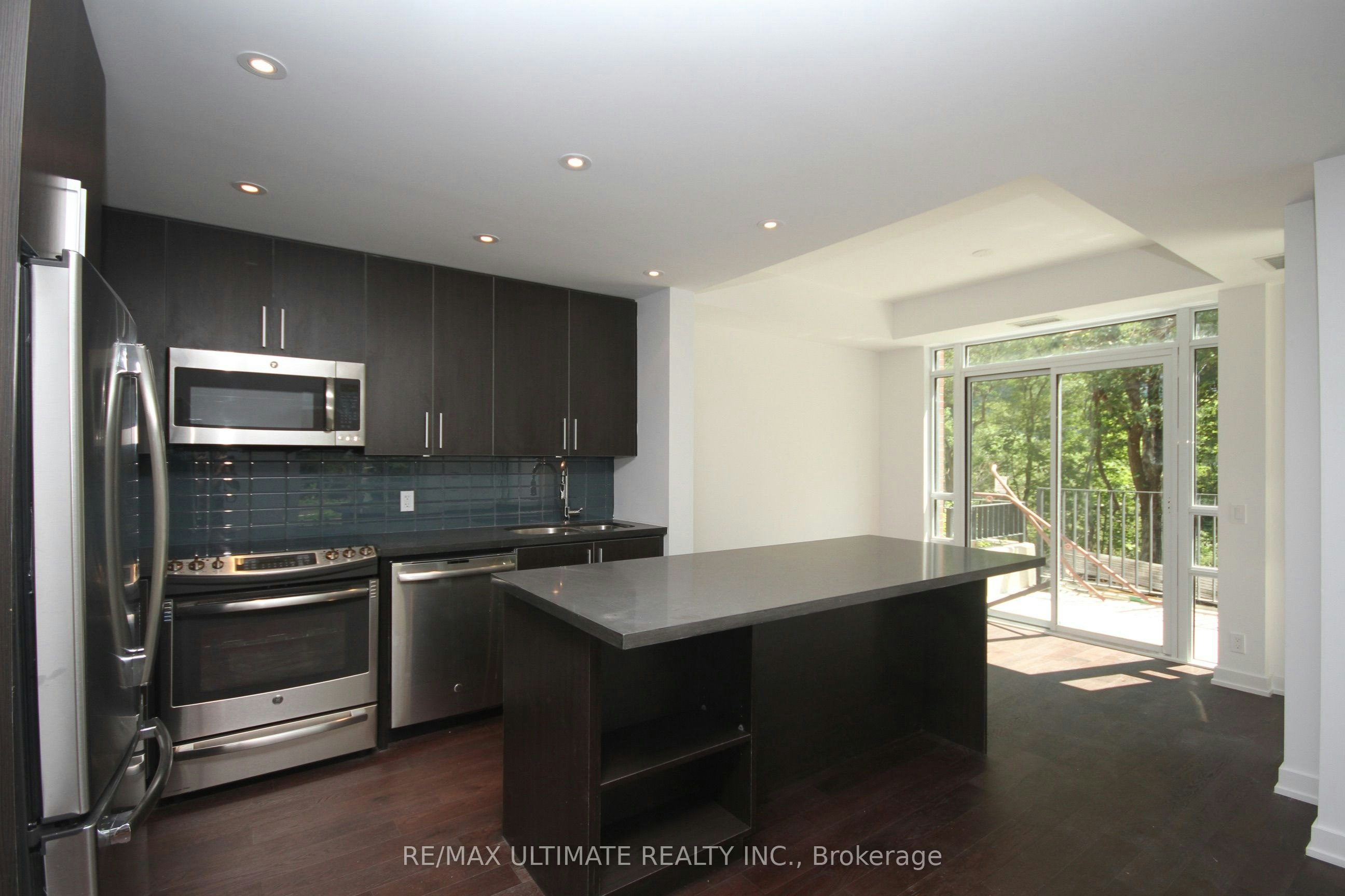 TH01-2212 Lake Shore Boulevard W, Toronto, ON, M8V 0C2 - 5
