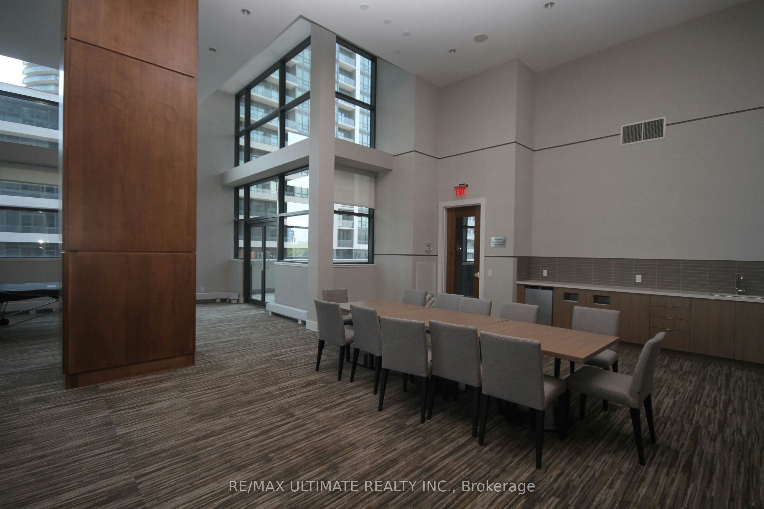 TH01-2212 Lake Shore Boulevard W, Toronto, ON, M8V 0C2 - 11