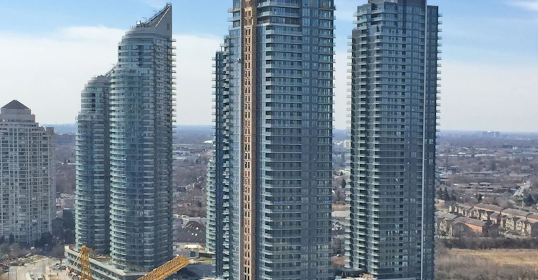 TH1-2212 Lake Shore Boulevard W, Toronto, ON, M8V 0C2 - 42