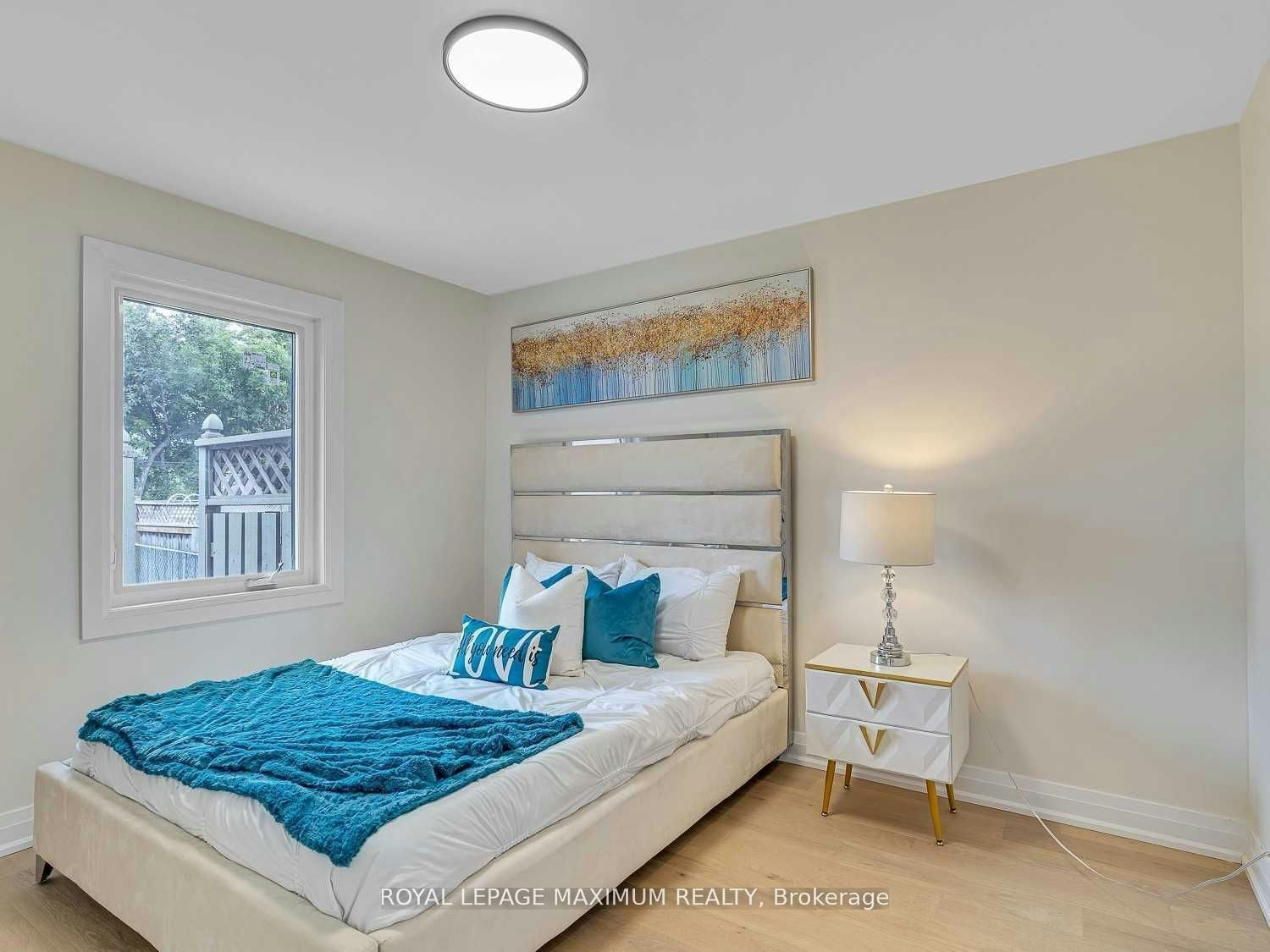 Upper Level-8 Lawrence Crescent, Brampton, ON, L6W 2P3 - 12