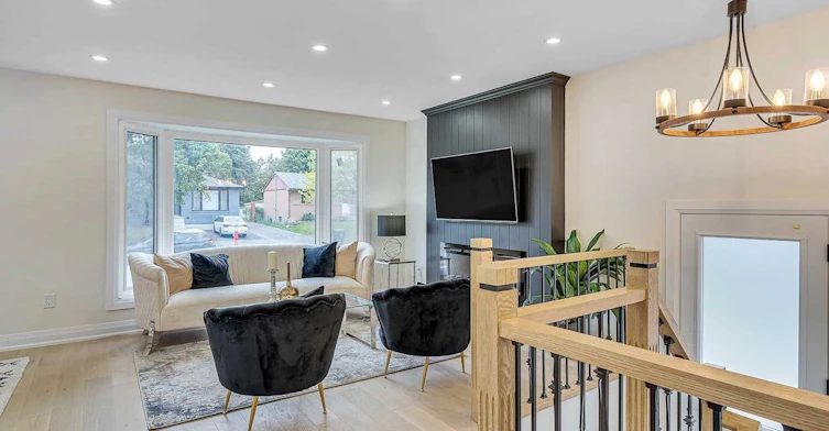 Upper Level-8 Lawrence Crescent, Brampton, ON, L6W 2P3 - 2