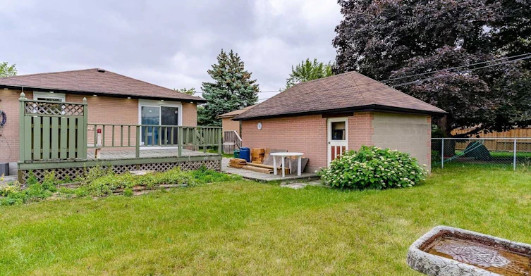 Upper Level-8 Lawrence Crescent, Brampton, ON, L6W 2P3 - 17