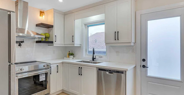Upper Level-8 Lawrence Crescent, Brampton, ON, L6W 2P3 - 7