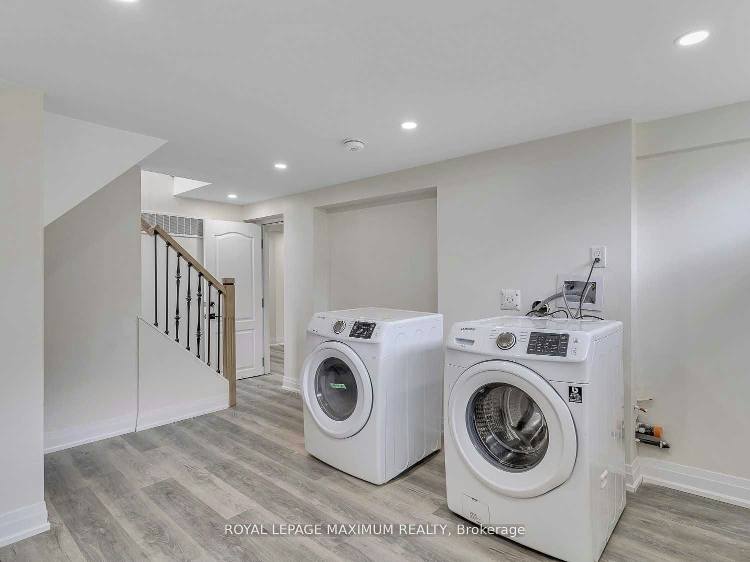 Upper Level-8 Lawrence Crescent, Brampton, ON, L6W 2P3 - 16