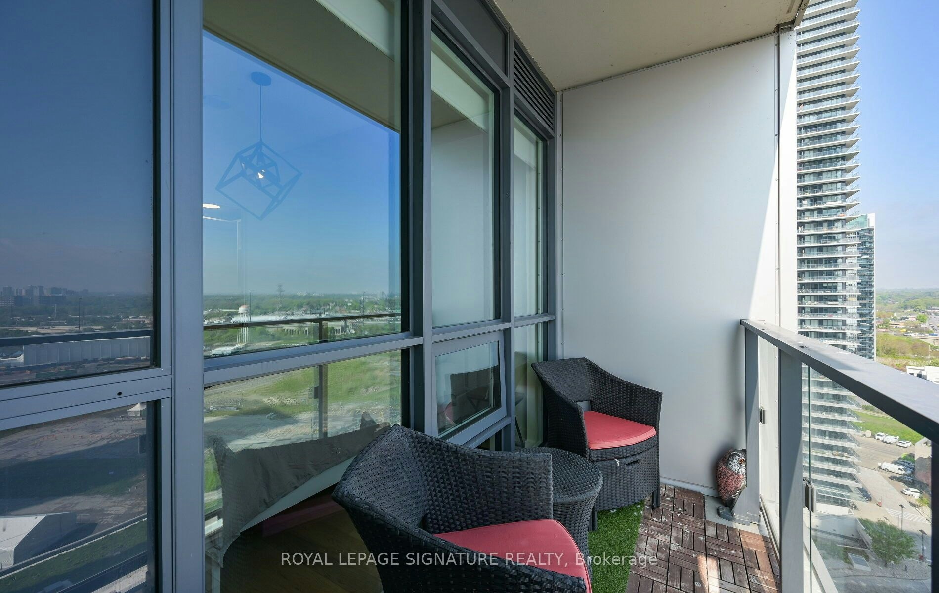 2209-2212 Lake Shore Boulevard W, Toronto, ON, M8V 1A4 - 22