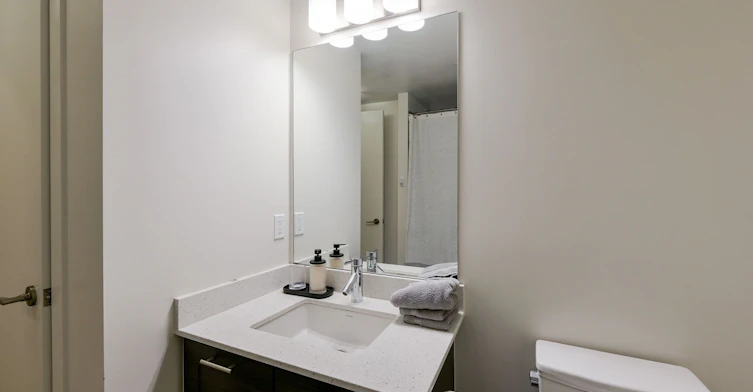 2209-2212 Lake Shore Boulevard W, Toronto, ON, M8V 1A4 - 18
