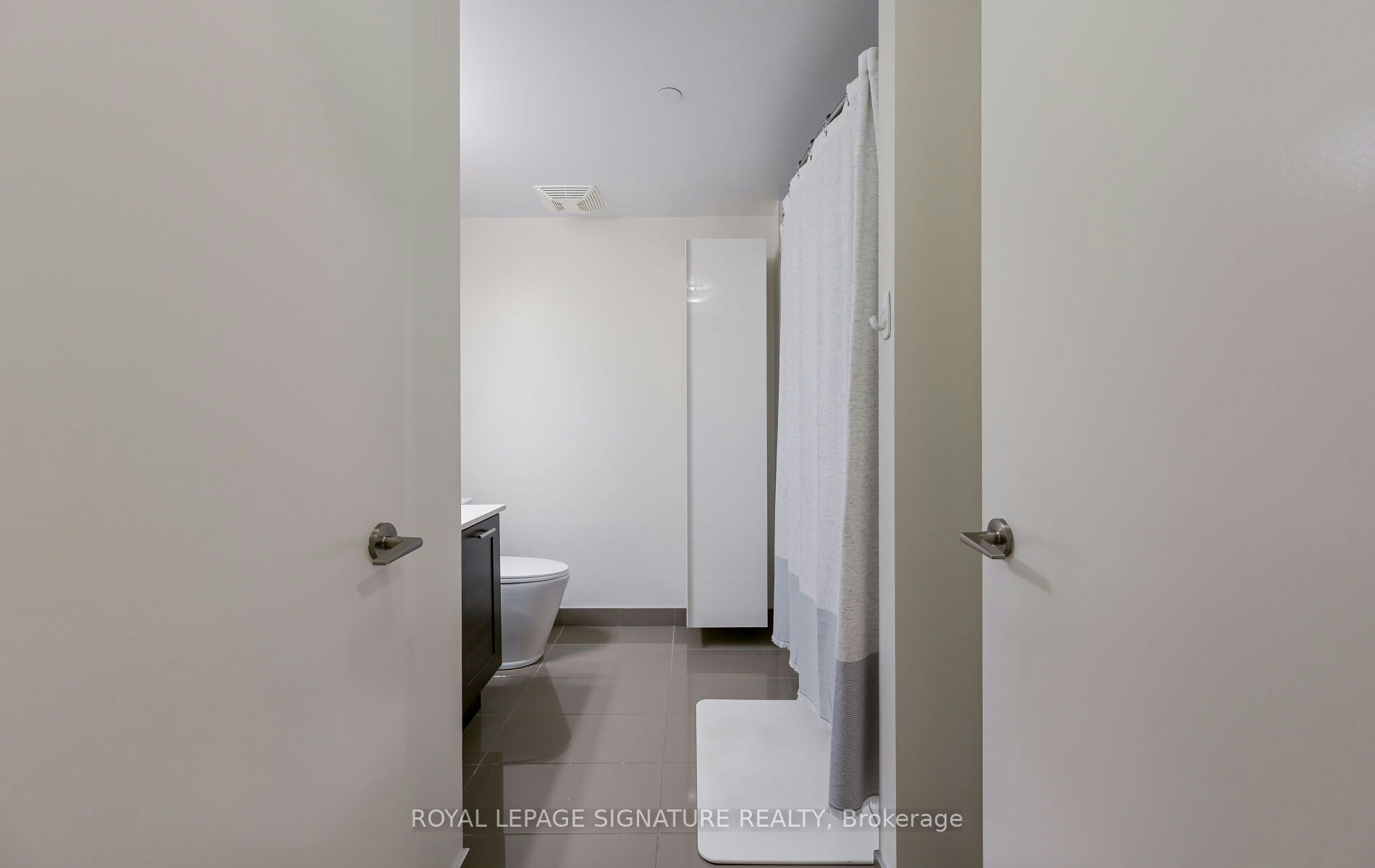 2209-2212 Lake Shore Boulevard W, Toronto, ON, M8V 1A4 - 16