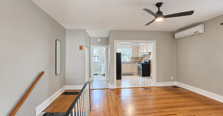 2nd Floor-1986 Davenport Road, Toronto, ON, M6N 1C4 - 3