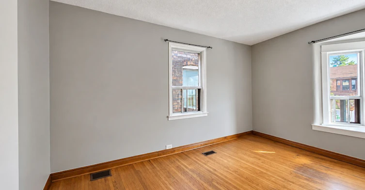 2nd Floor-1986 Davenport Road, Toronto, ON, M6N 1C4 - 4