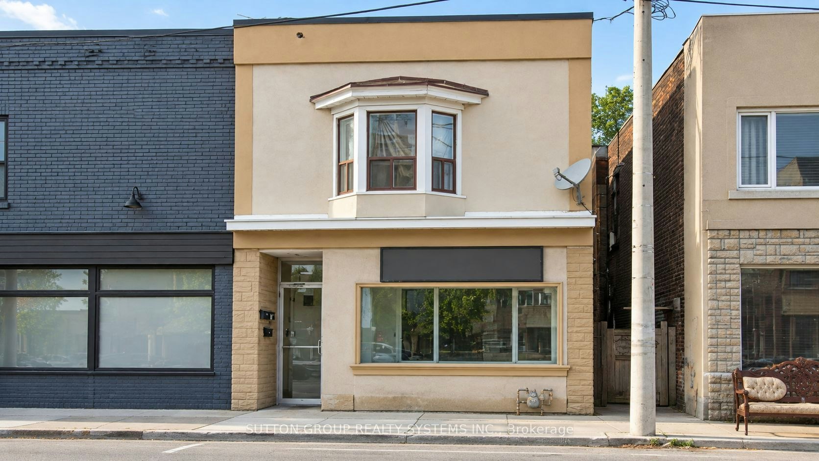 2nd Floor-1986 Davenport Road, Toronto, ON, M6N 1C4