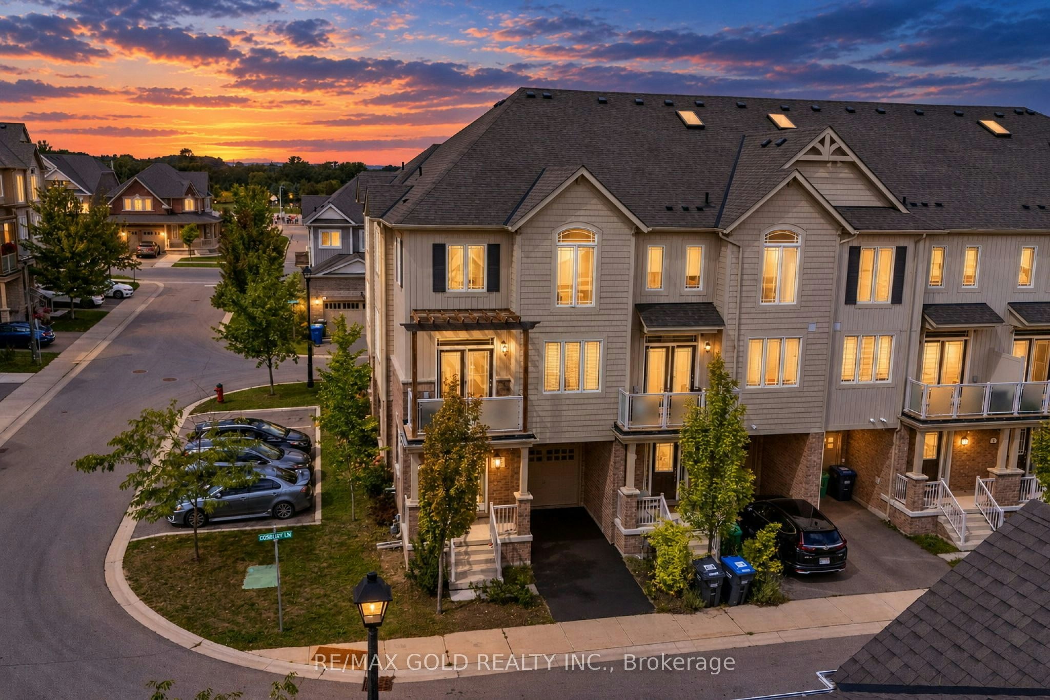 2 Cosbury Lane, Caledon, ON, L7C 4H2