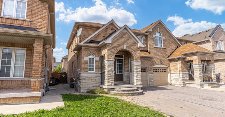 (Upper)-42 Daden Oaks Drive, Brampton, ON, L6P 3R8 - 3