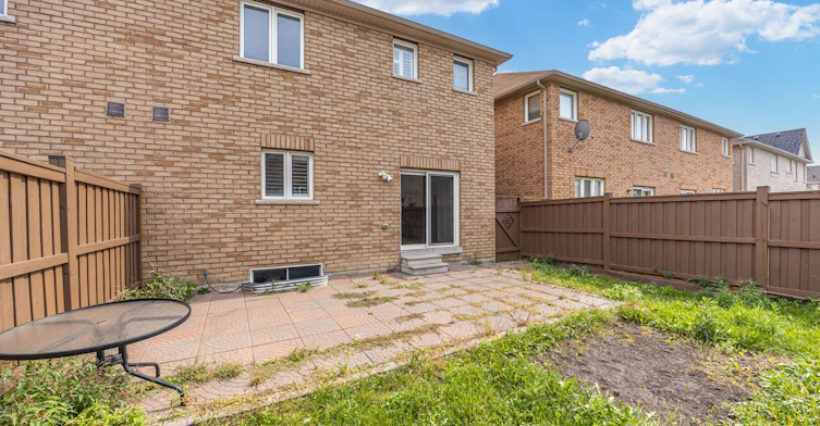 (Upper)-42 Daden Oaks Drive, Brampton, ON, L6P 3R8 - 42