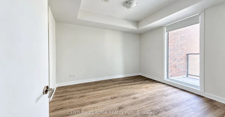 323-430 Square One Drive, Mississauga, ON, L5B 0L6 - 6