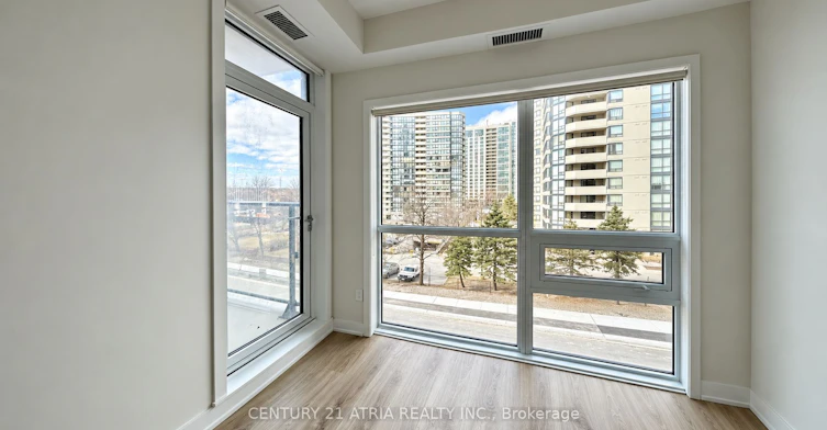 323-430 Square One Drive, Mississauga, ON, L5B 0L6 - 5