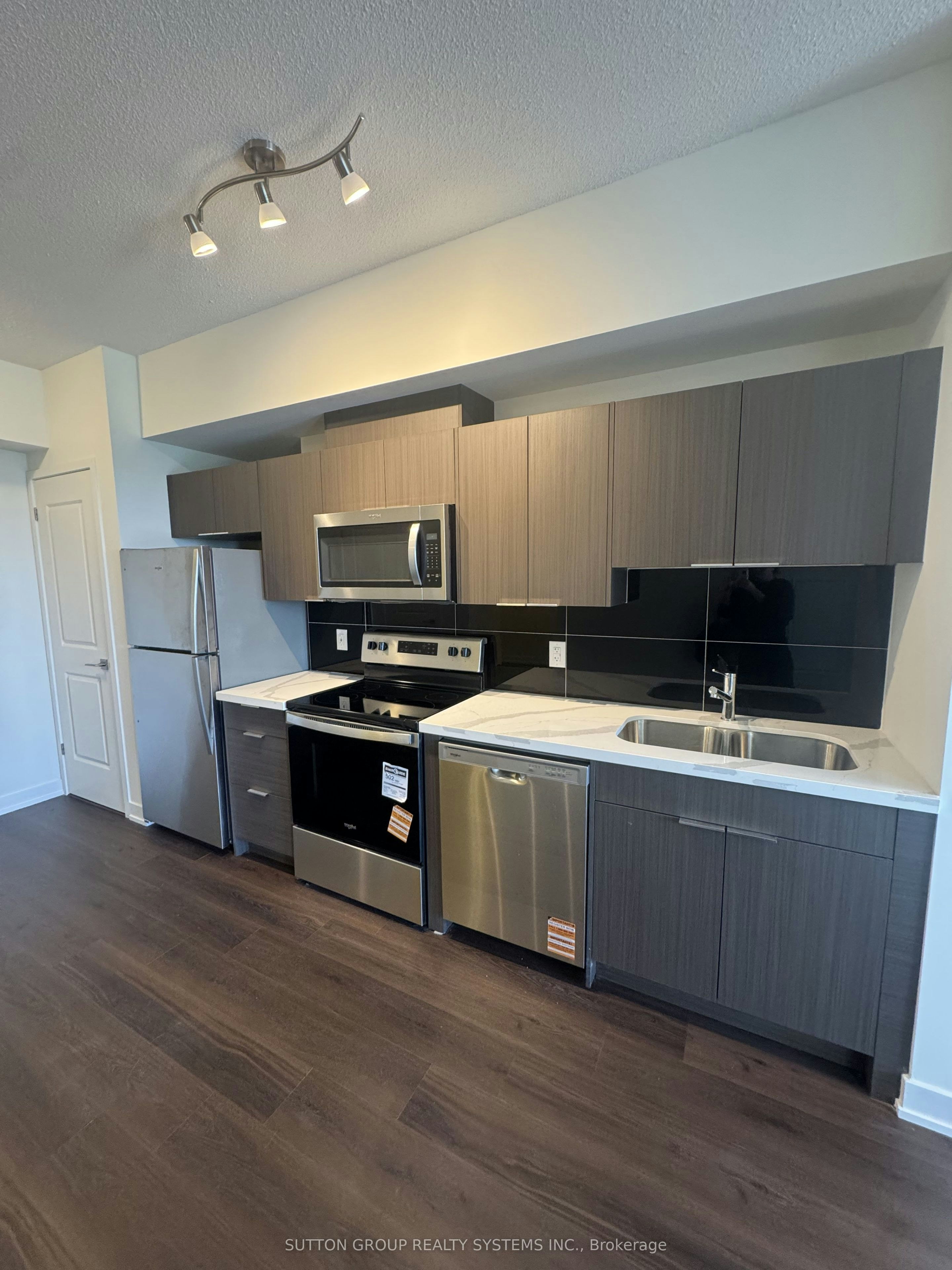 510-2825 Jane Street, Toronto, ON, M3N 0A8 - 3