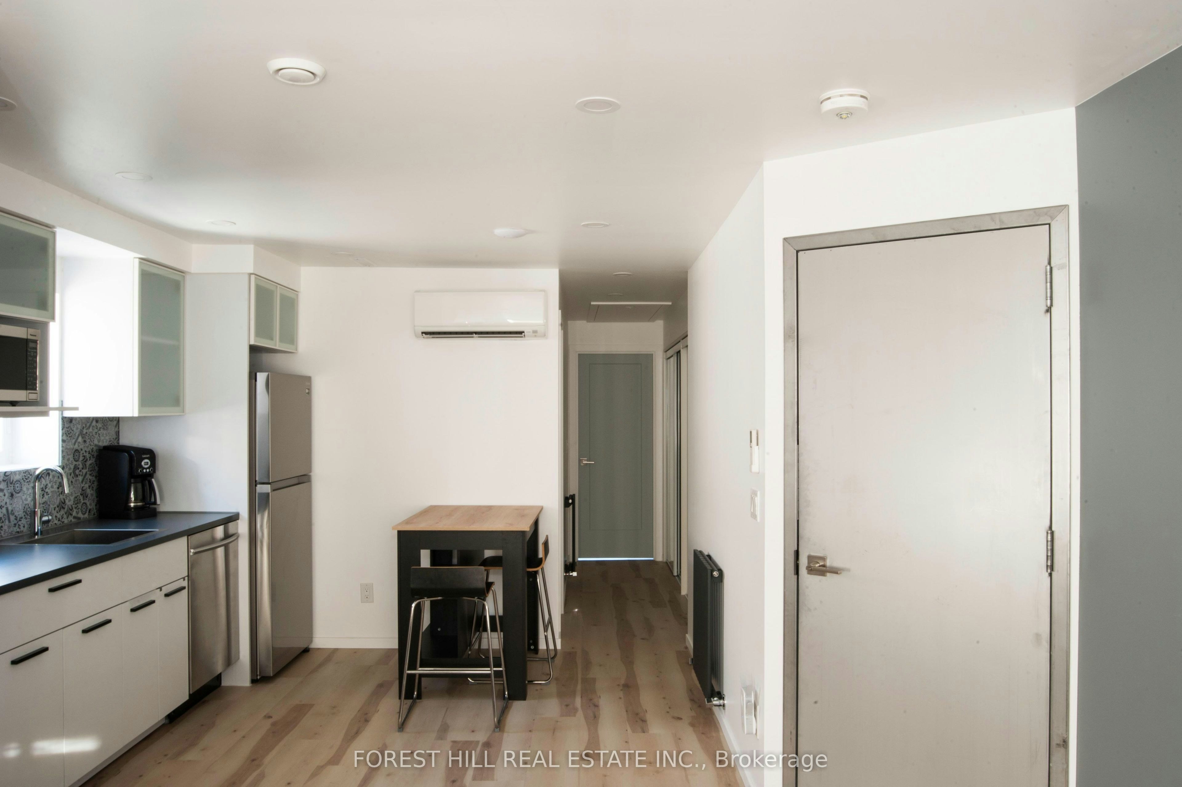 Second Floor-214 Blackthorn Avenue, Toronto, ON, M6N 3H8 - 5
