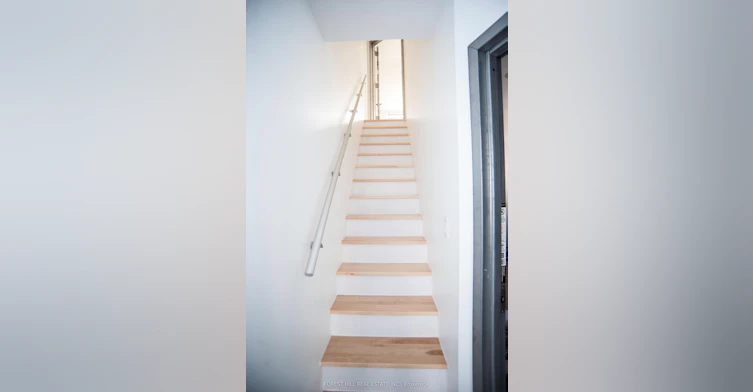 Second Floor-214 Blackthorn Avenue, Toronto, ON, M6N 3H8 - 11