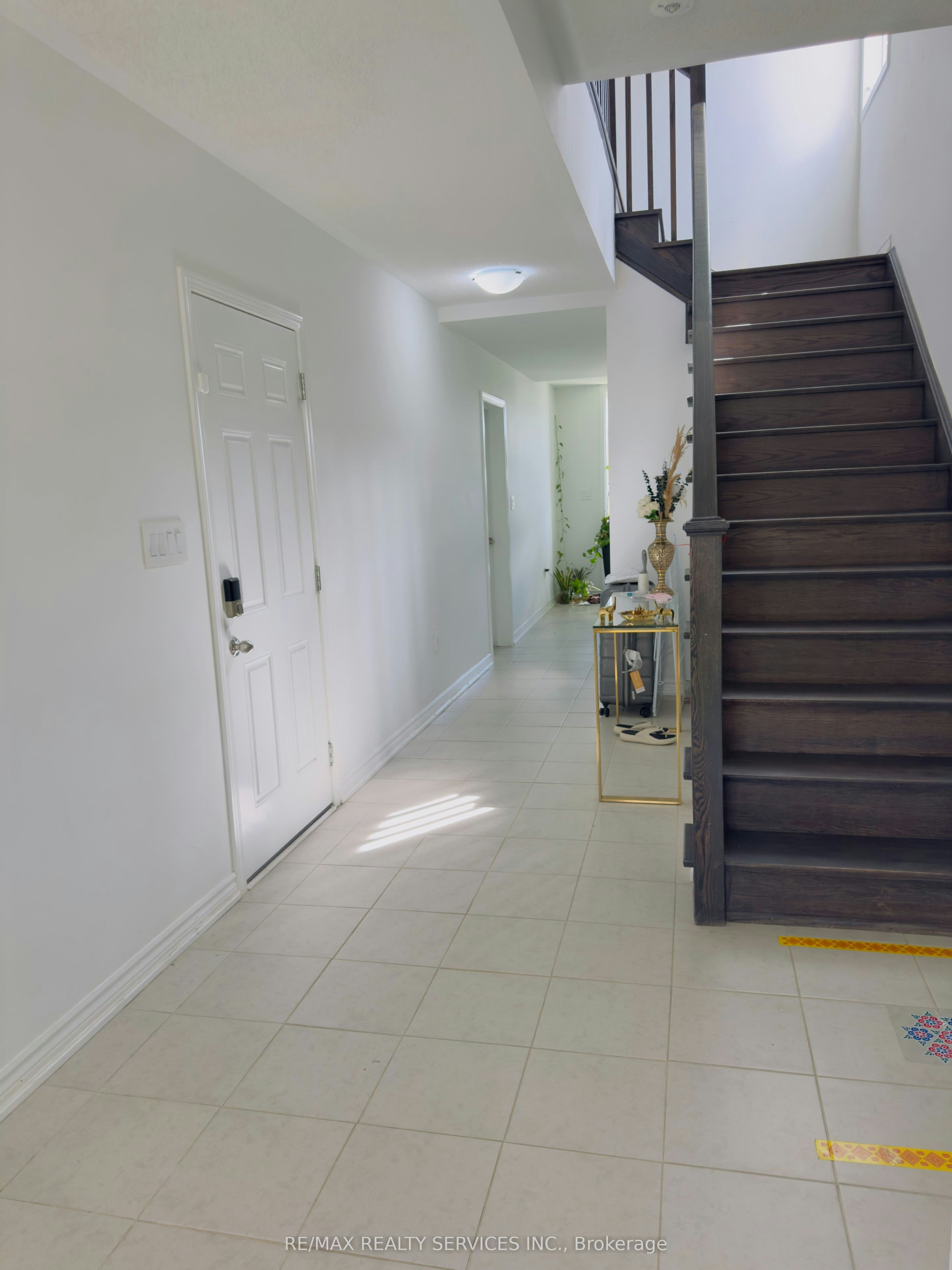 182 Keppel Circle, Brampton, ON, L7A 5K5 - 3