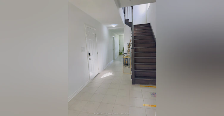 182 Keppel Circle, Brampton, ON, L7A 5K5 - 3