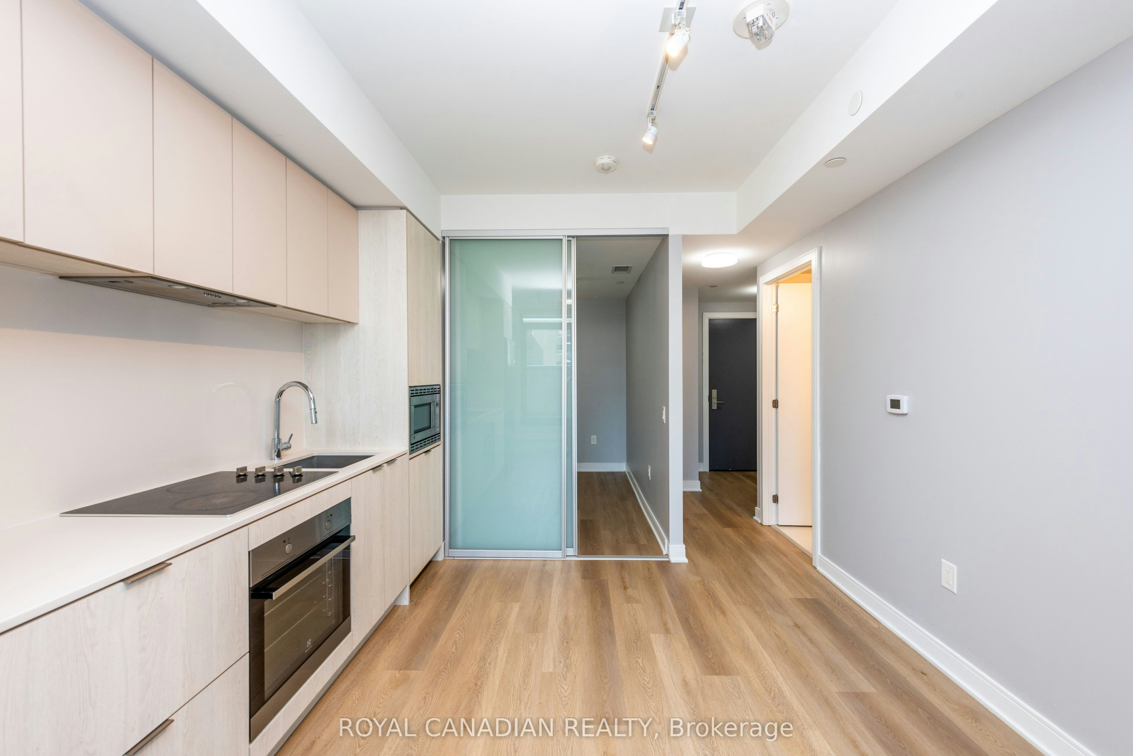 805-86 Dundas Street E, Mississauga, ON, L5A 0B1 - 16