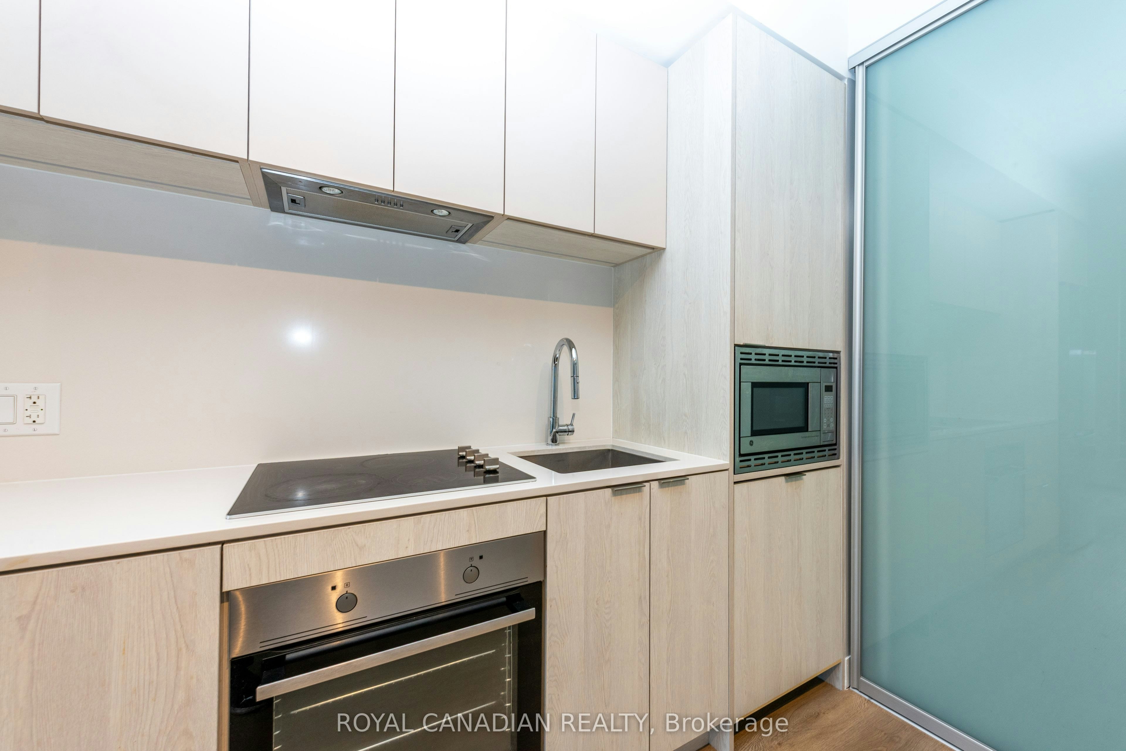 805-86 Dundas Street E, Mississauga, ON, L5A 0B1 - 18