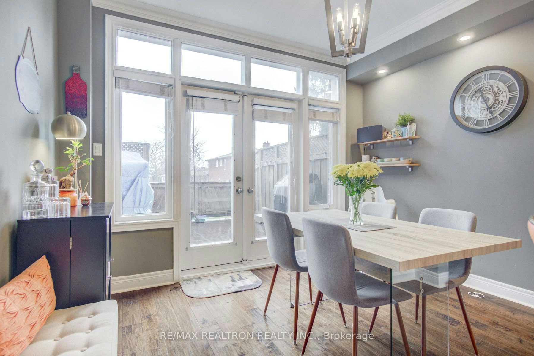573 Oxford Street, Toronto, ON, M8Y 1E6 - 8