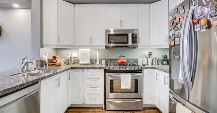 573 Oxford Street, Toronto, ON, M8Y 1E6 - 6