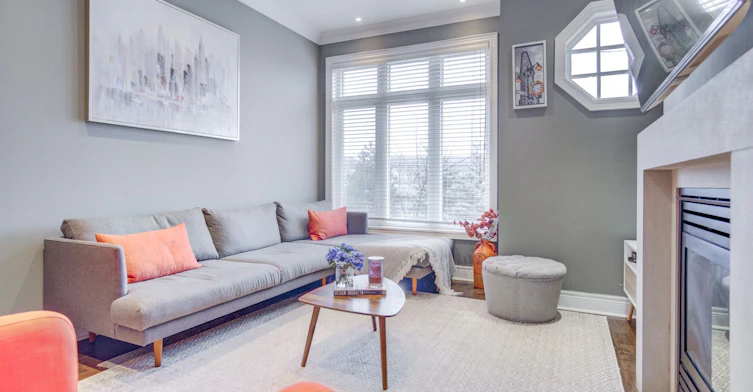 573 Oxford Street, Toronto, ON, M8Y 1E6 - 2