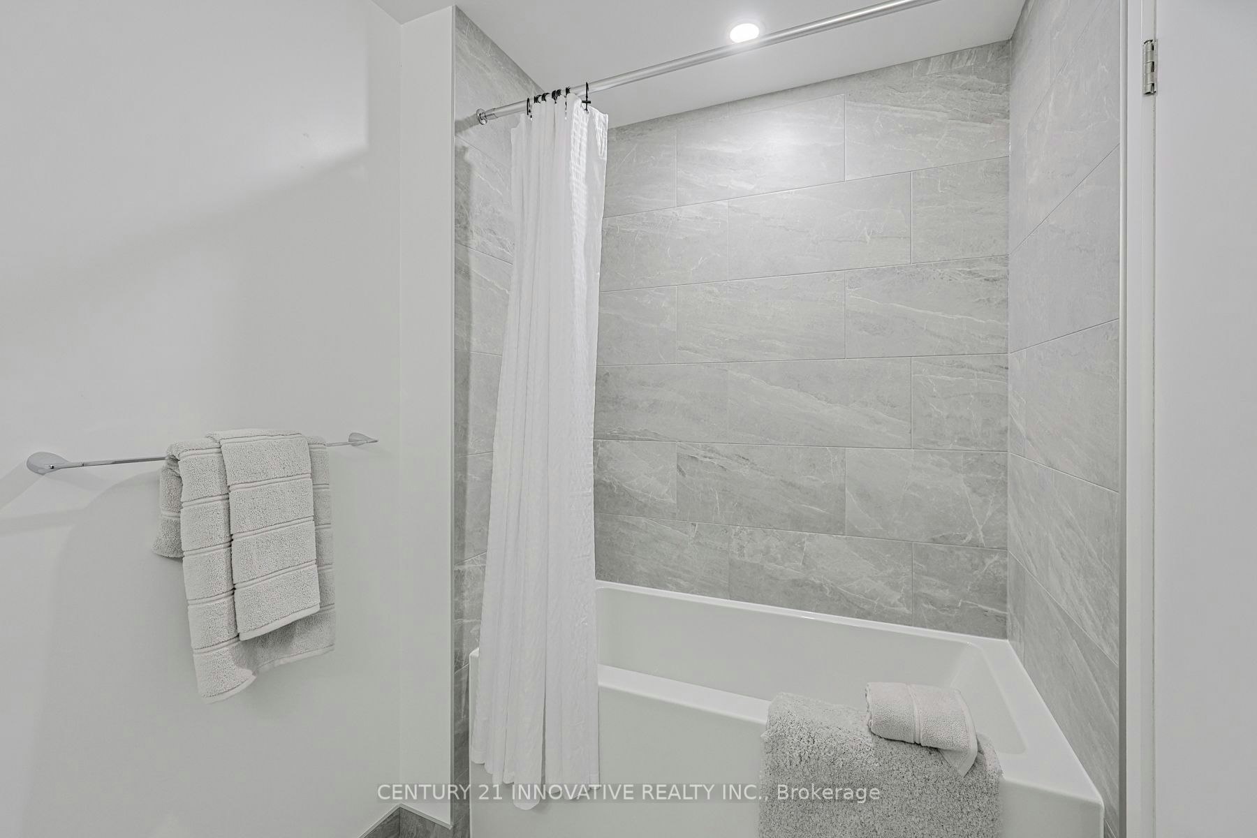 2604-395 Square One Drive, Mississauga, ON, L5B 0P6 - 14