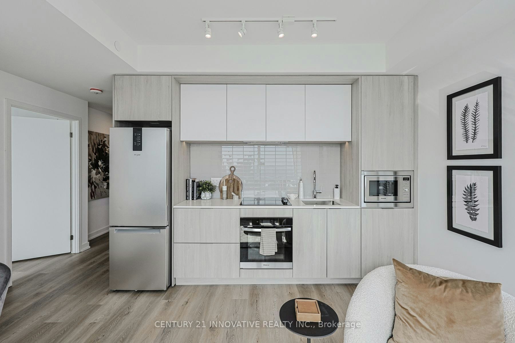 2604-395 Square One Drive, Mississauga, ON, L5B 0P6 - 8