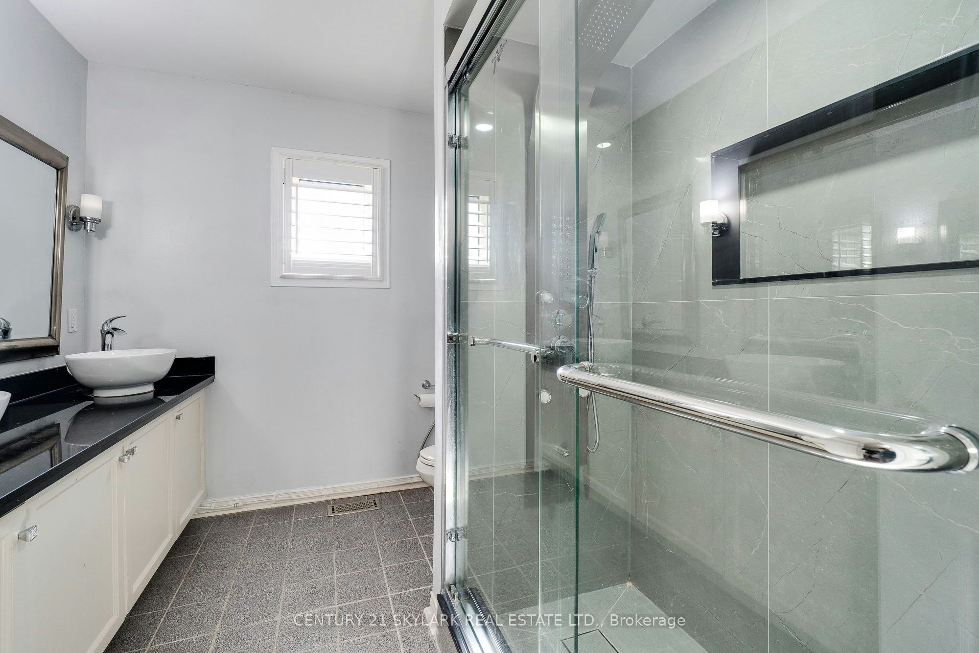 3841 Periwinkle Crescent, Mississauga, ON, L5N 6W8 - 40