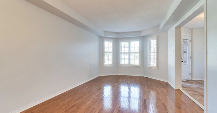 3841 Periwinkle Crescent, Mississauga, ON, L5N 6W8 - 3