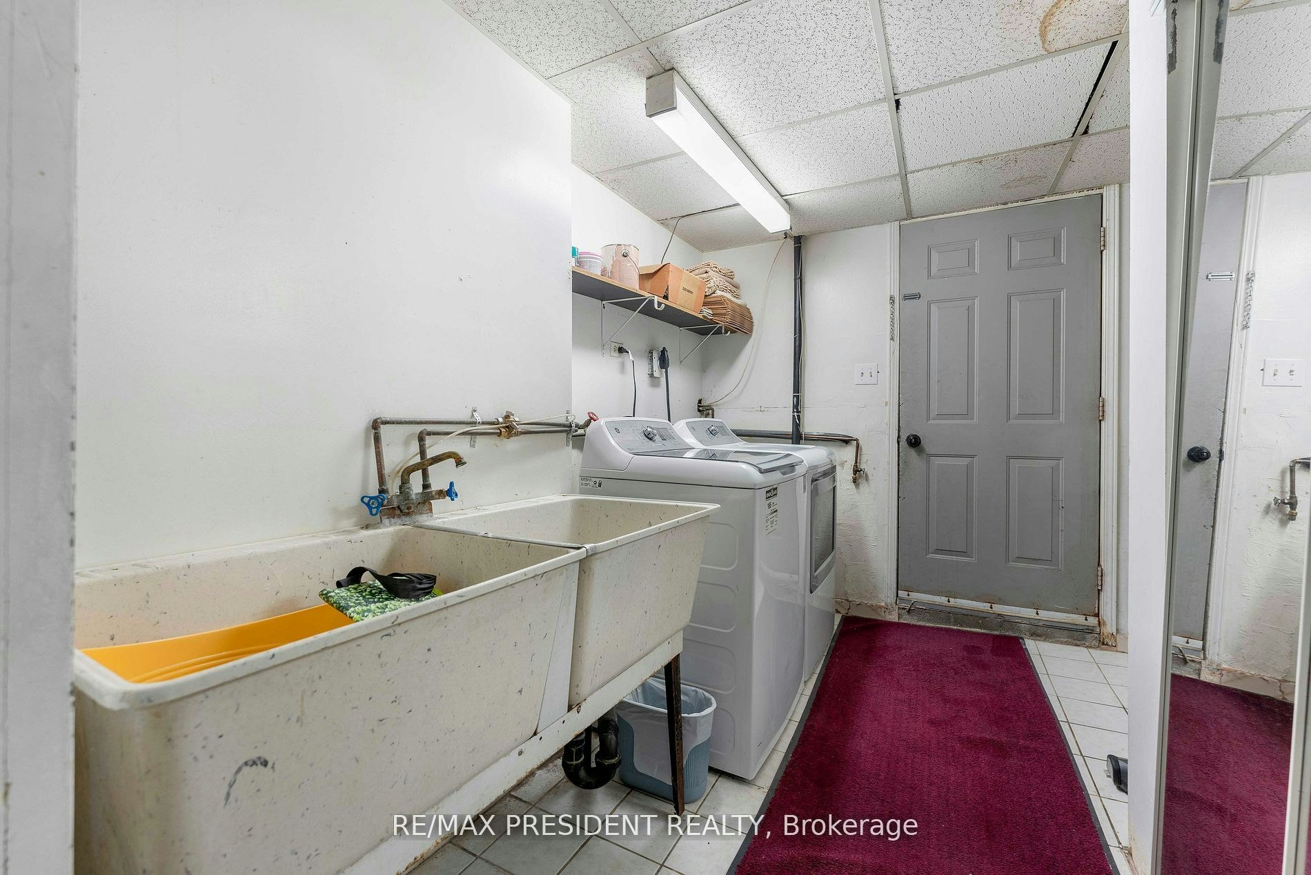 3952 Longo Circle, Mississauga, ON, L4T 4C7 - 11