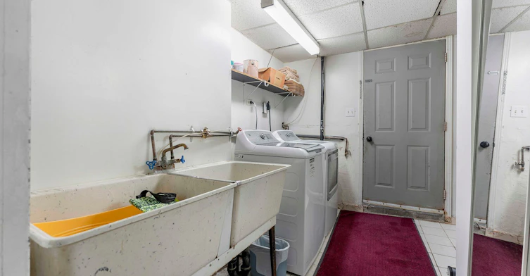 3952 Longo Circle, Mississauga, ON, L4T 4C7 - 11