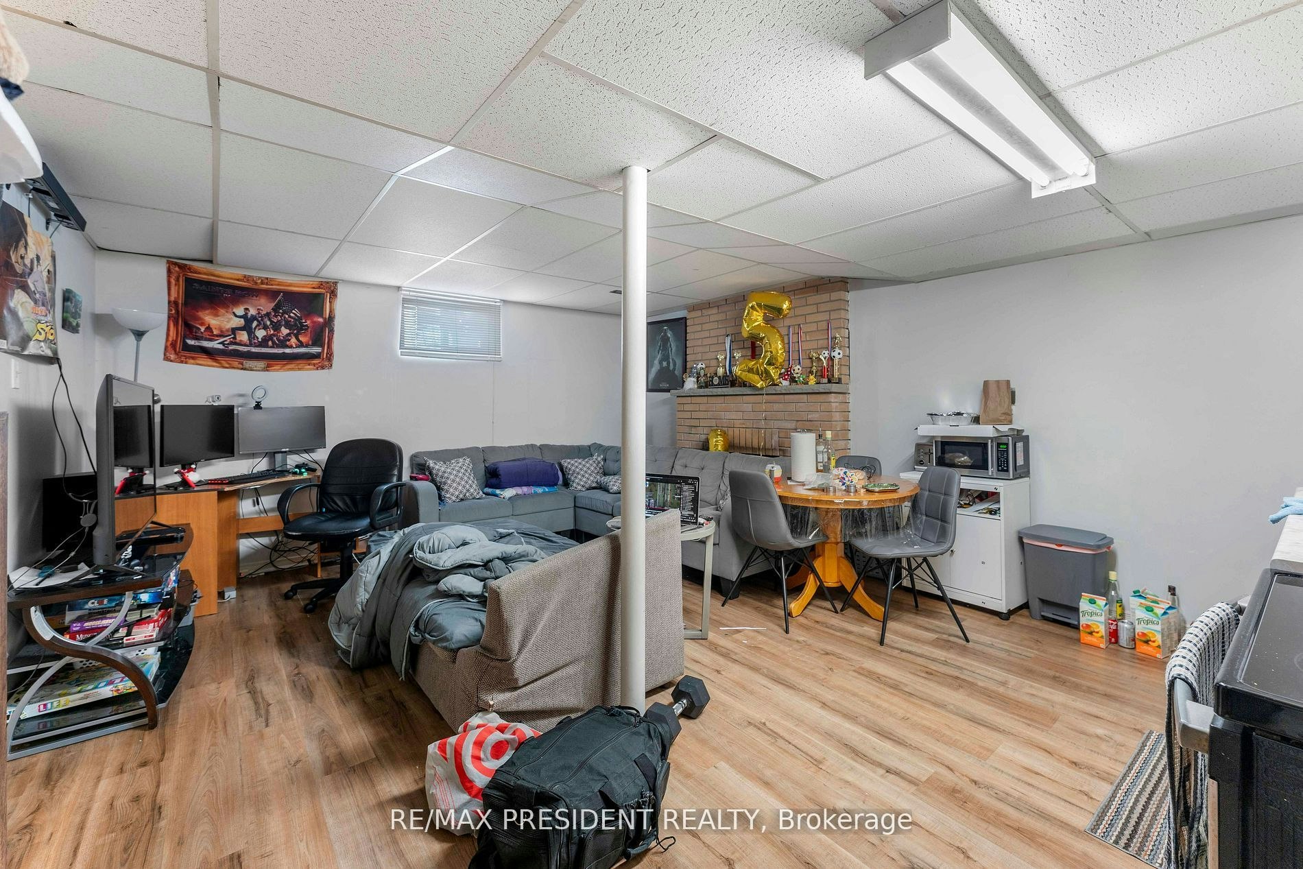 3952 Longo Circle, Mississauga, ON, L4T 4C7 - 5