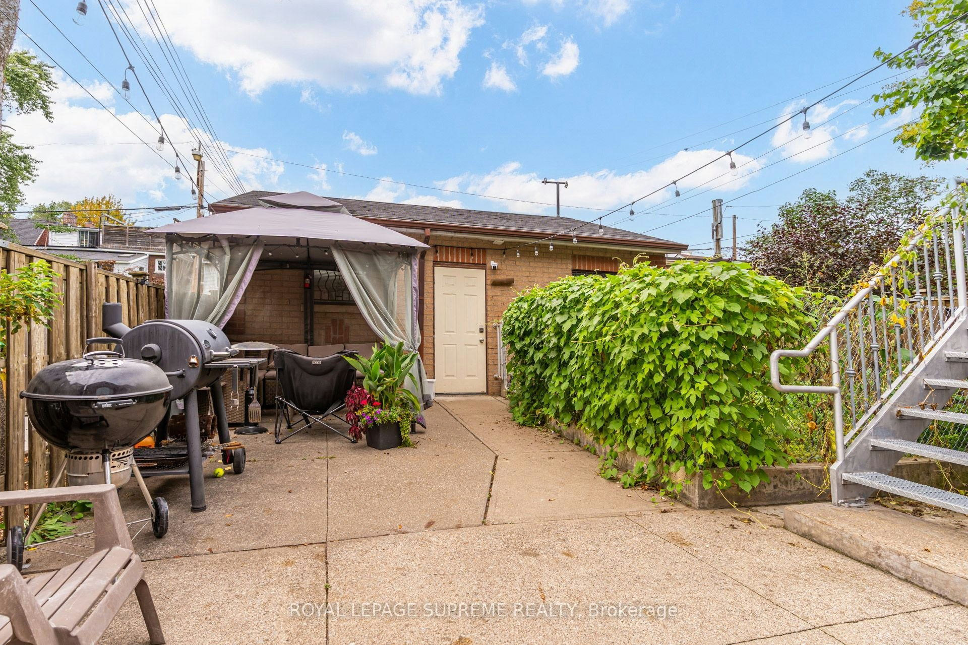 Bsmt-20 Edna Avenue, Toronto, ON, M6P 1B8 - 24