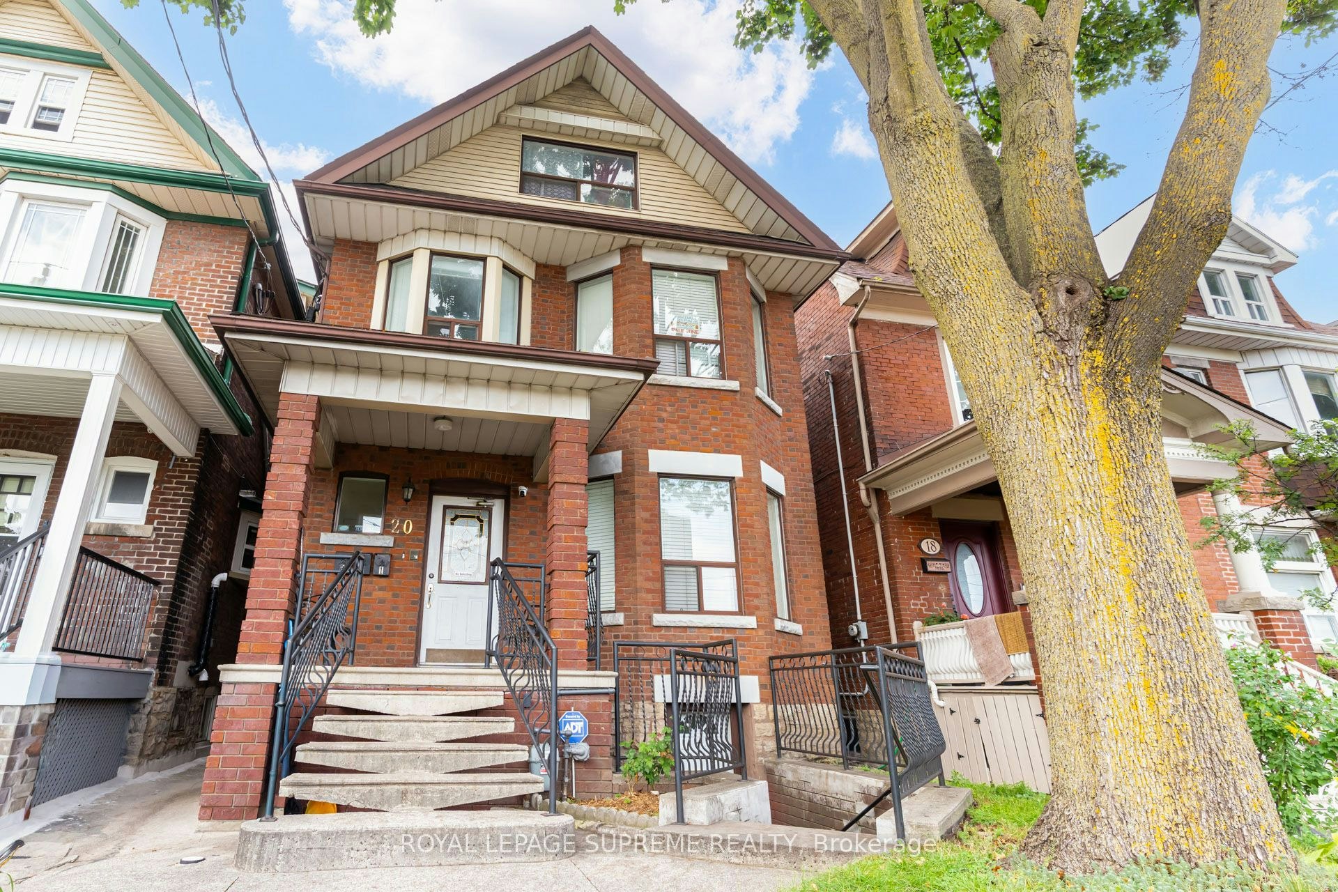 Bsmt-20 Edna Avenue, Toronto, ON, M6P 1B8