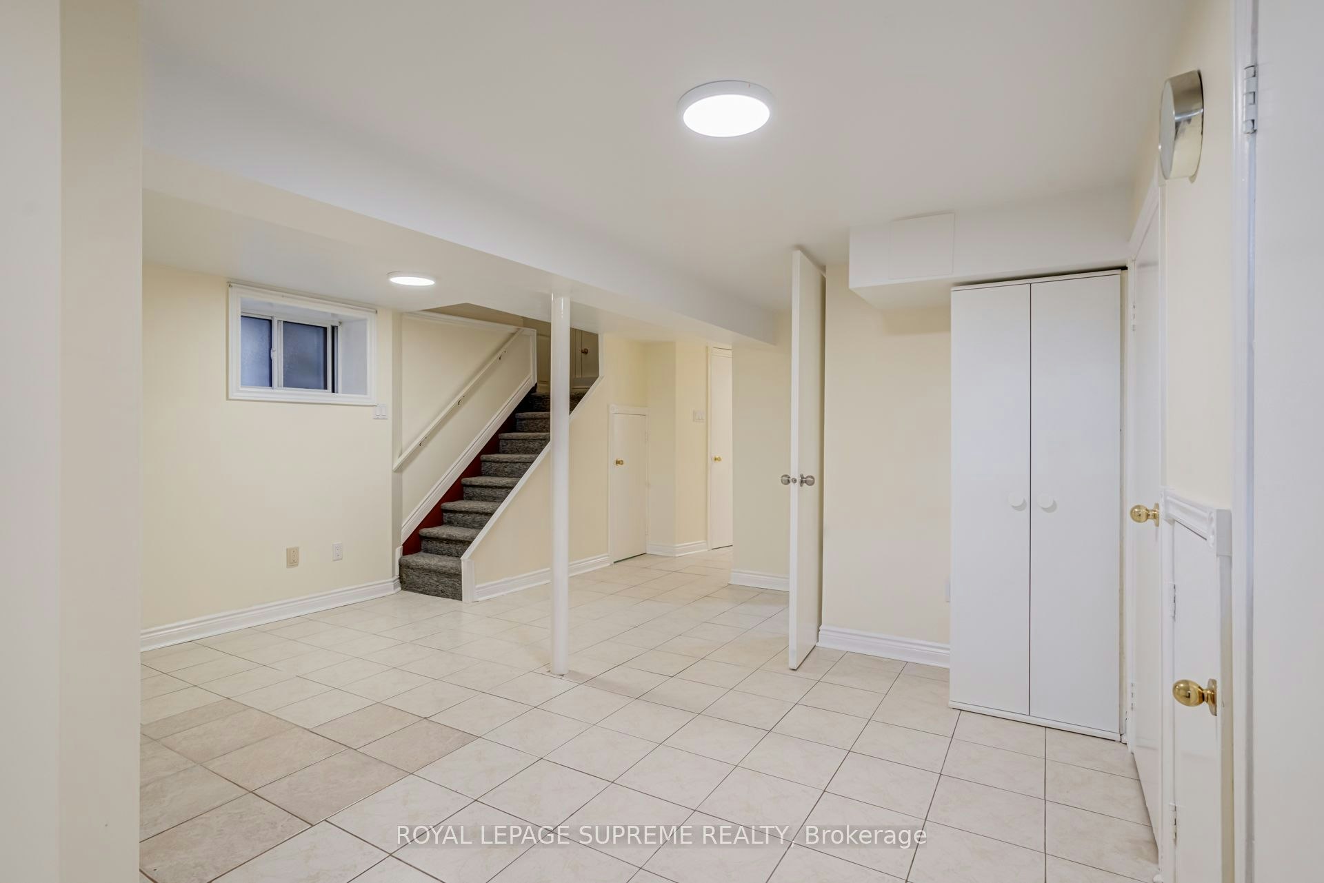 Bsmt-20 Edna Avenue, Toronto, ON, M6P 1B8 - 4