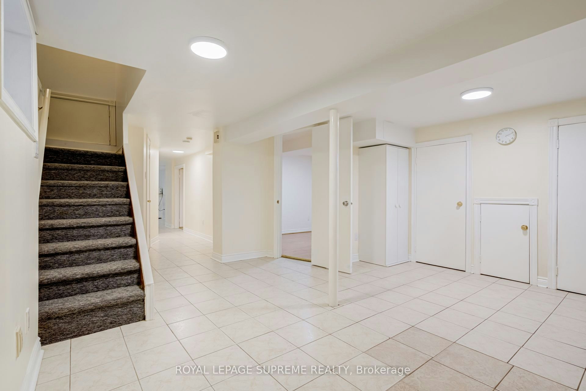 Bsmt-20 Edna Avenue, Toronto, ON, M6P 1B8 - 5