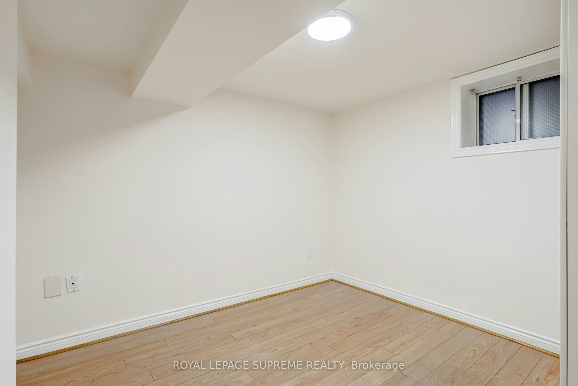 Bsmt-20 Edna Avenue, Toronto, ON, M6P 1B8 - 14
