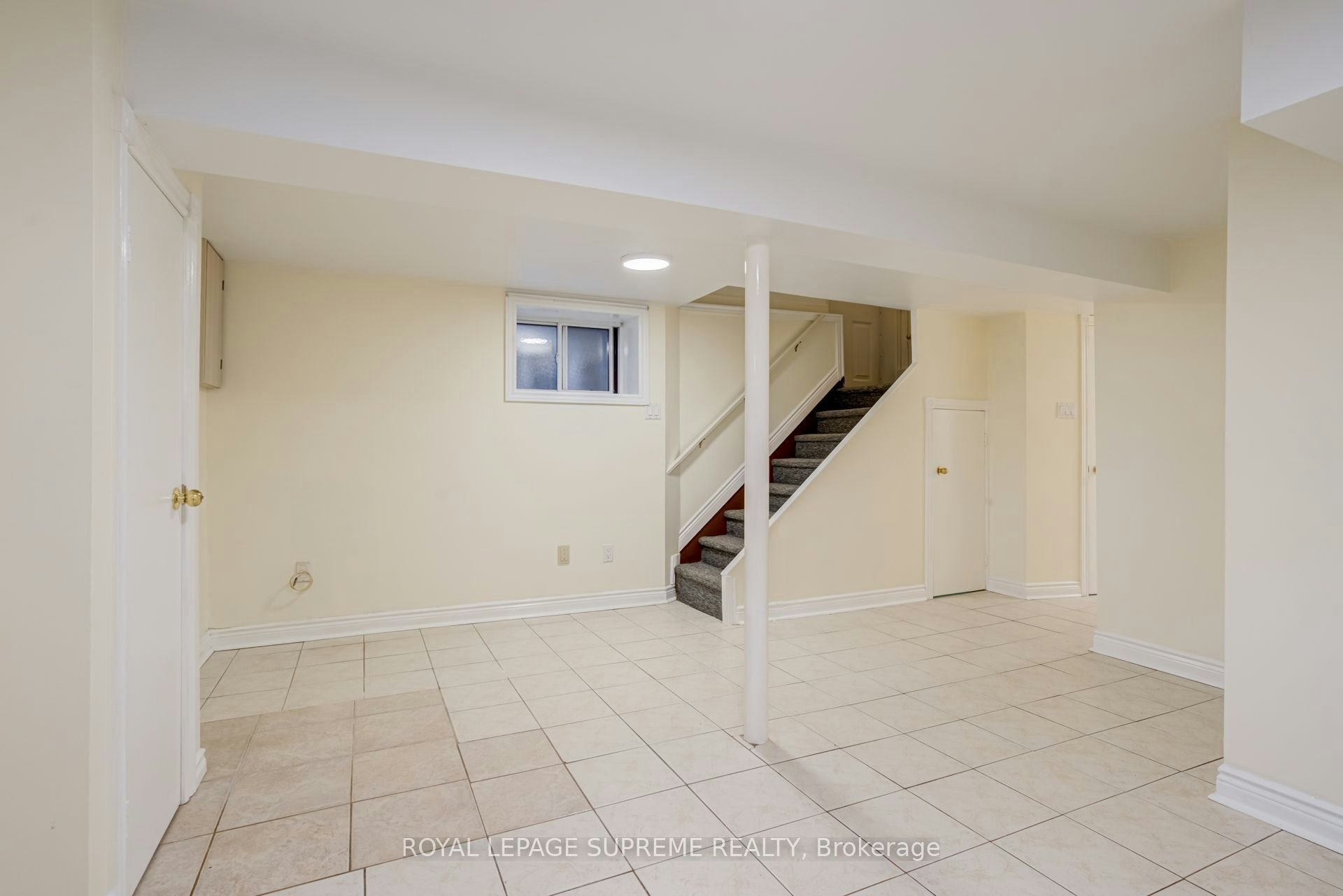 Bsmt-20 Edna Avenue, Toronto, ON, M6P 1B8 - 6