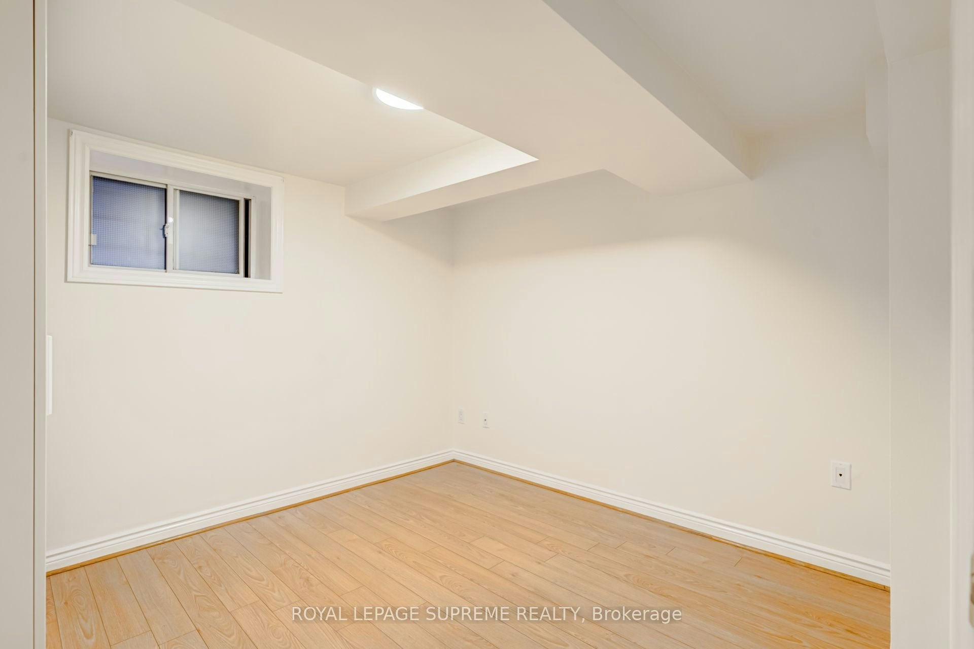 Bsmt-20 Edna Avenue, Toronto, ON, M6P 1B8 - 17