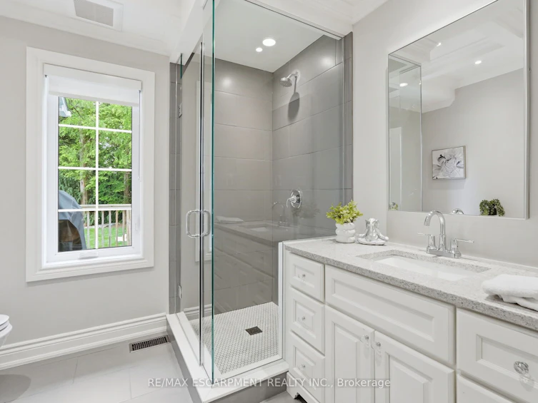 270 Poplar Drive, Burlington, ON, L7L 2N4 - 23