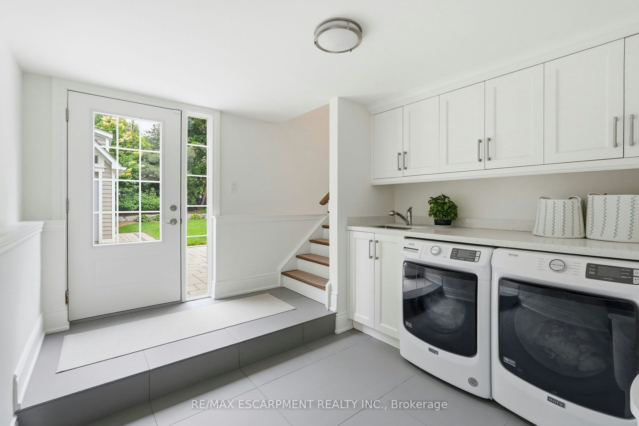 270 Poplar Drive, Burlington, ON, L7L 2N4 - 25