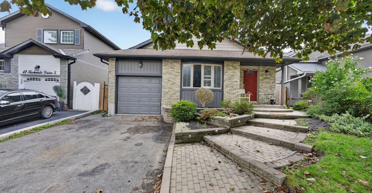 Lower-10 Richvale Drive S, Brampton, ON, L6Z 1M4