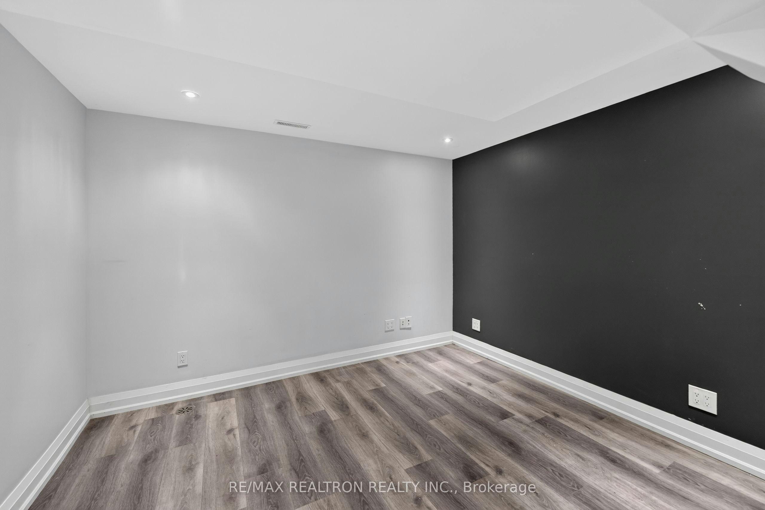 Lower-10 Richvale Drive S, Brampton, ON, L6Z 1M4 - 21